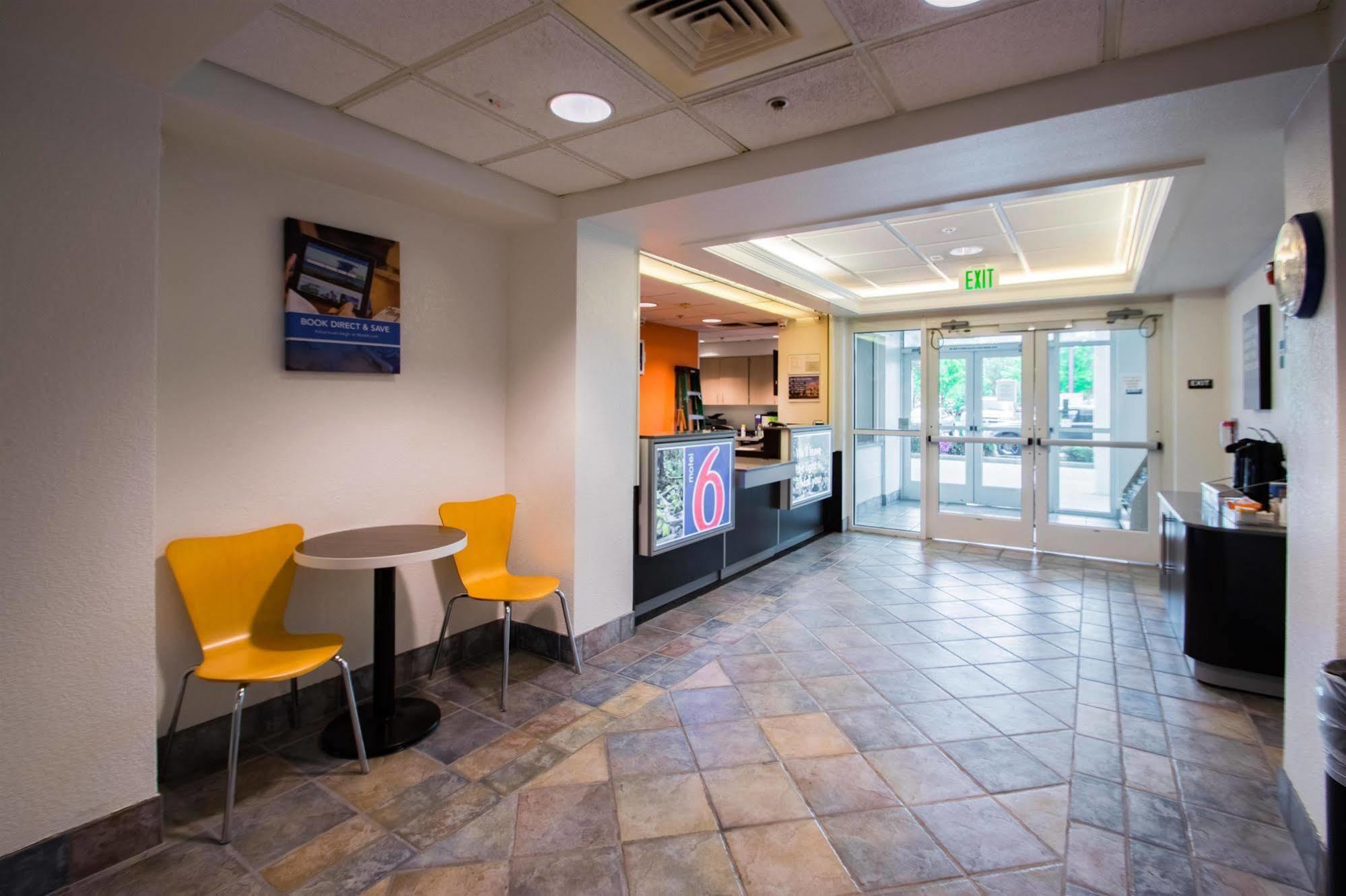 Motel 6-Portland, Or - I-5 Eksteriør bilde