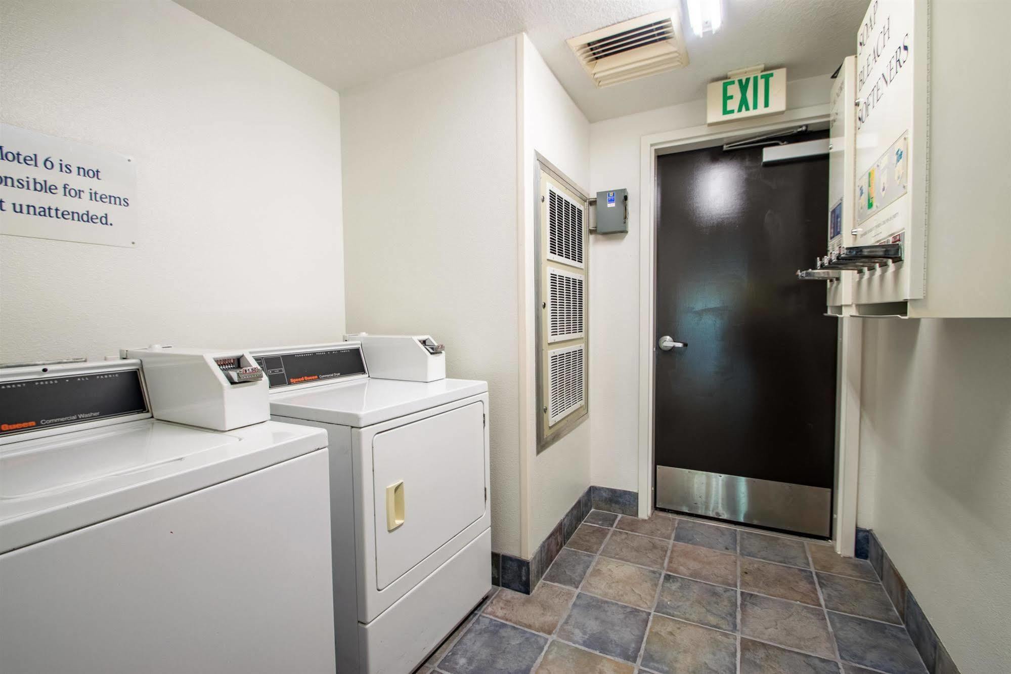 Motel 6-Portland, Or - I-5 Eksteriør bilde